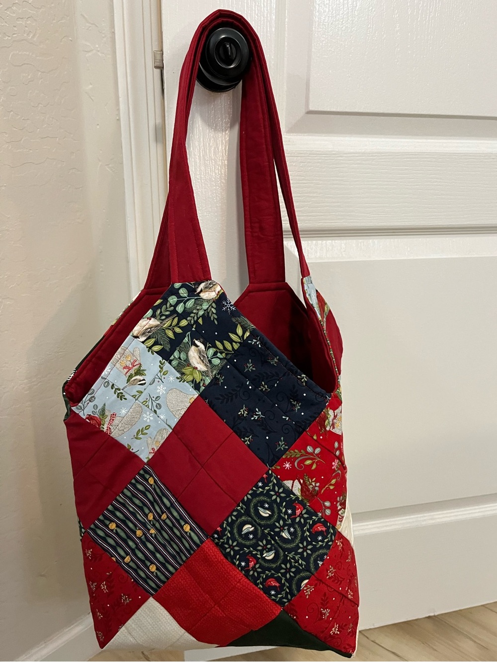 Winter Cardinals Mondo Bag Tote  Quilted  New. Red. Green.